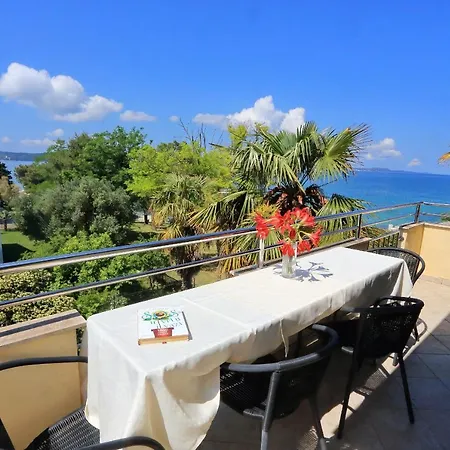 Pansion Marta 招待所 比比涅