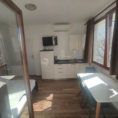 Pansion Marta 3* Bibinje