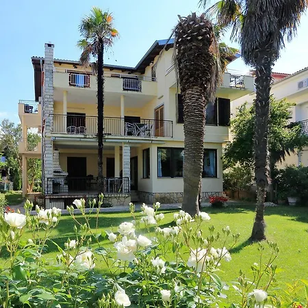 Casa de hóspedes Pansion Marta 3*