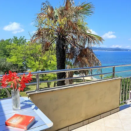 Pansion Marta 招待所 比比涅