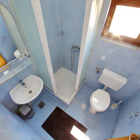 Pansion Marta 招待所 3*