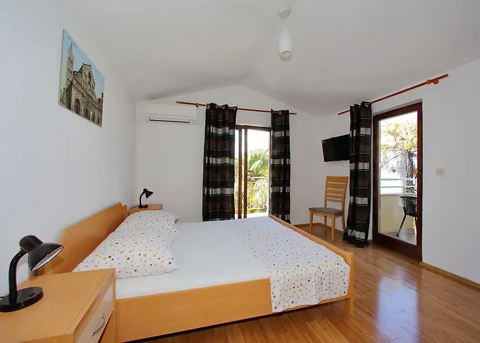 Pansion Marta Guest house Bibinje