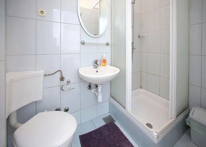 Guest house Pansion Marta Bibinje