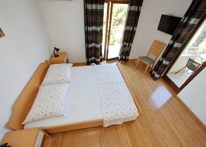 Pansion Marta Guest house Bibinje