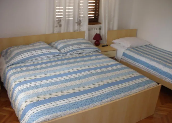 Πανσιόν Pansion Marta 3*