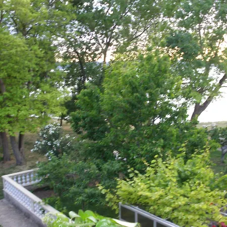 Pansion Marta Affittacamere Bibinje