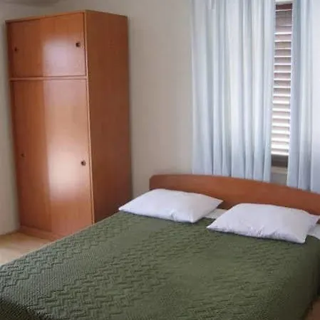 Pansion Marta Konukevi 3*
