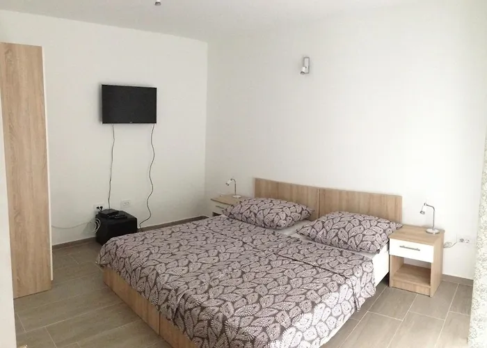 Pansion Marta 3* Бибинье