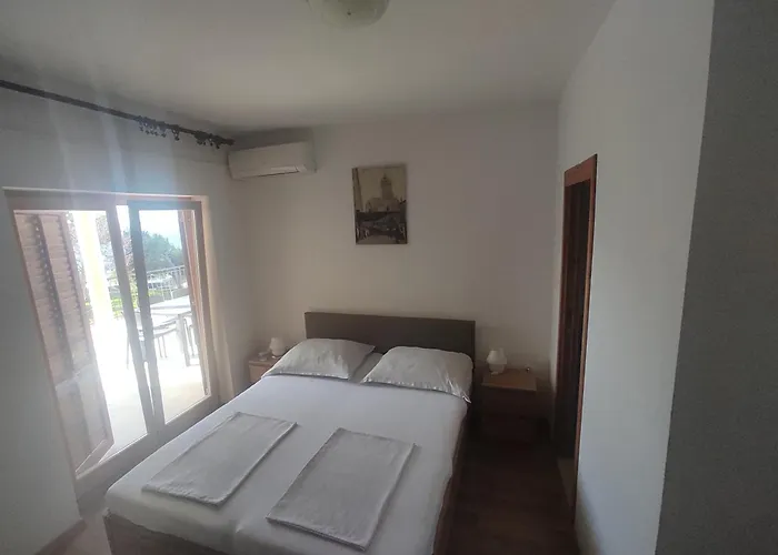 Pansion Marta Бибинье