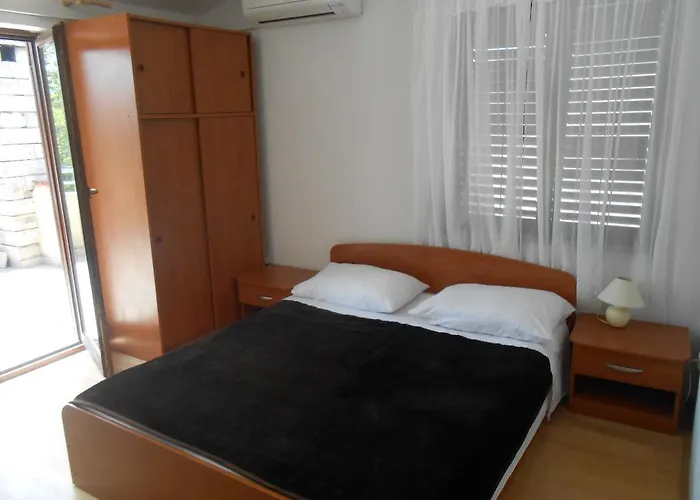 ゲストハウス Pansion Marta ビビニェ